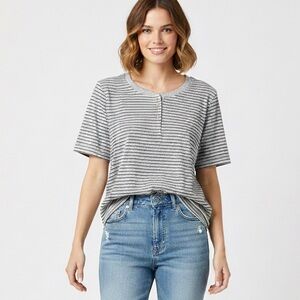 Faded Glory Y2K Vintage Streetwear Casual Tee